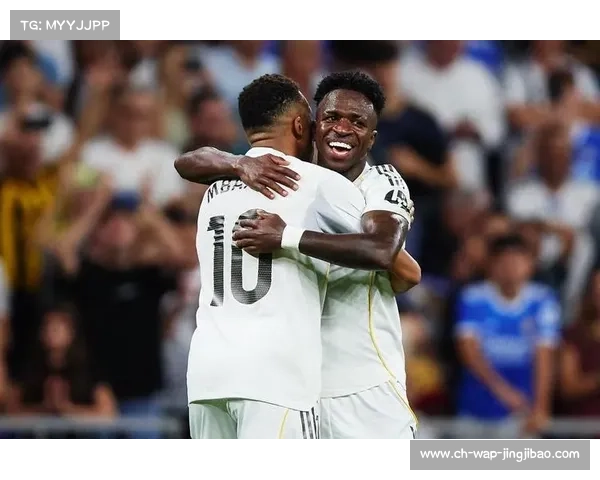 维尼修斯拥抱姆巴佩,皇马更衣室关系现积极信号